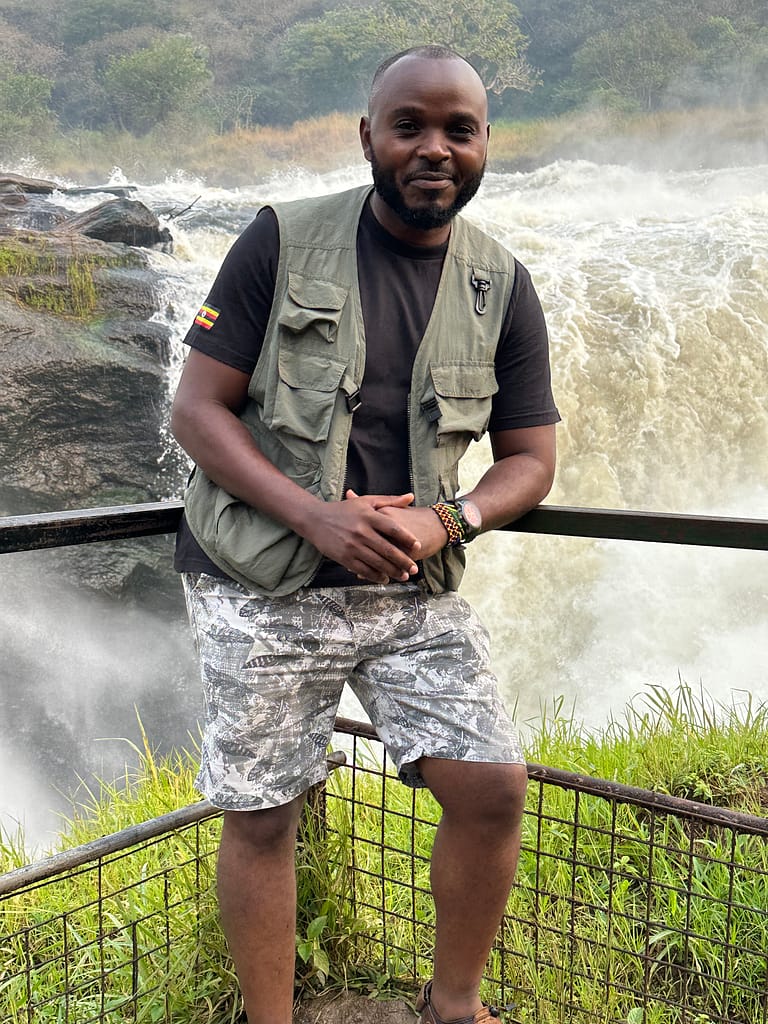 Vianney, guide Ouganda, Afrique